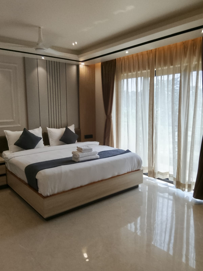 resort trimurti