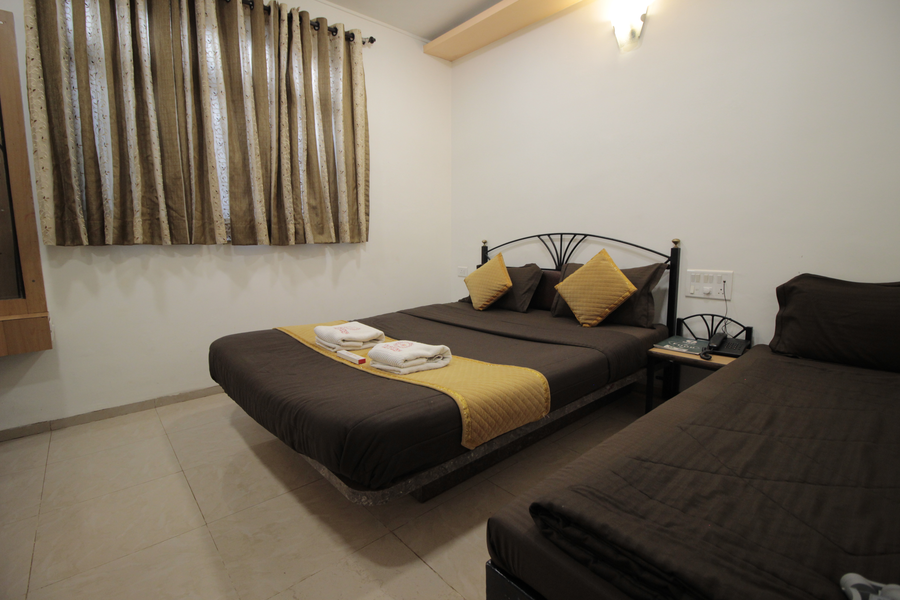 hotel vyankatesh