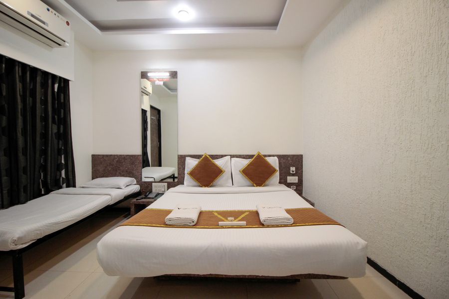 hotel vyankatesh