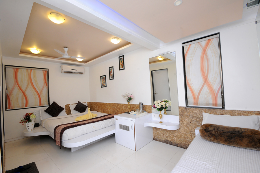 hotel vyankatesh