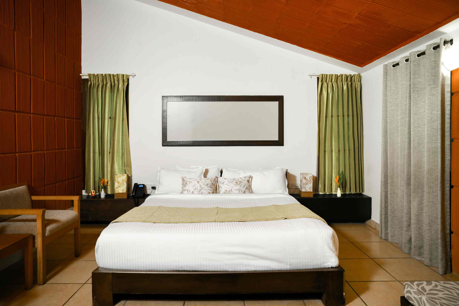 kadkani riverside resort