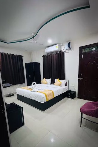 hotel aastha inn