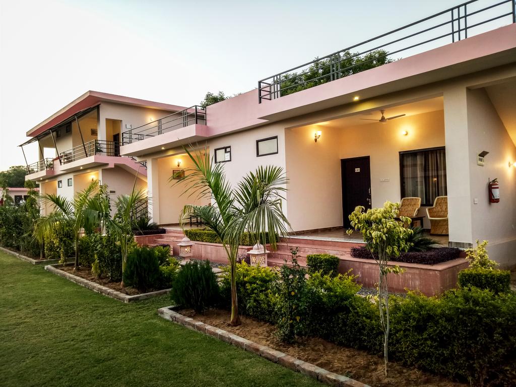Ranthambore Bagh Palace,Rajasthan>>Sawai Madhopur,3 star