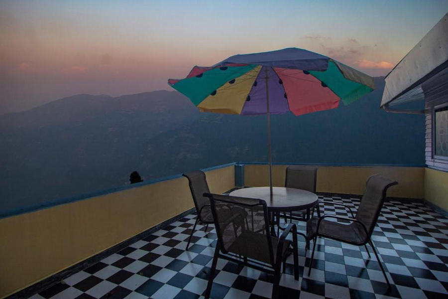 Central Gleneagles Heritage Resort,Mall Road,3 star