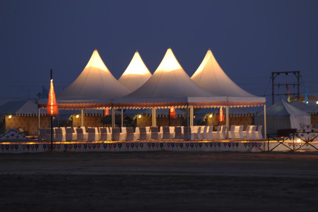 Rann Utsav - The Tent City,Bhuj>>Ahmedabad,4 star