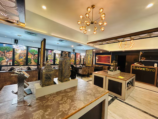 Hotel Pushpak,Kalpana Square,3 star
