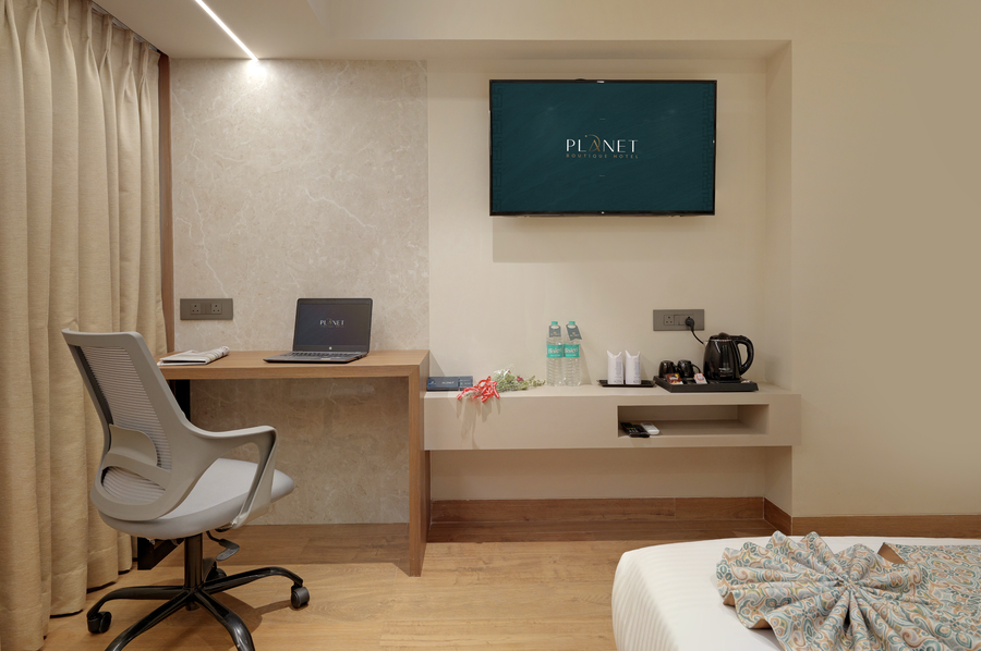 planet boutique hotel