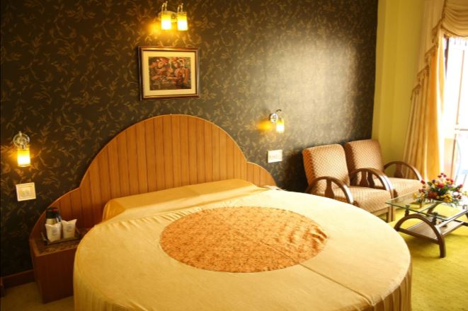 the royal regency manali