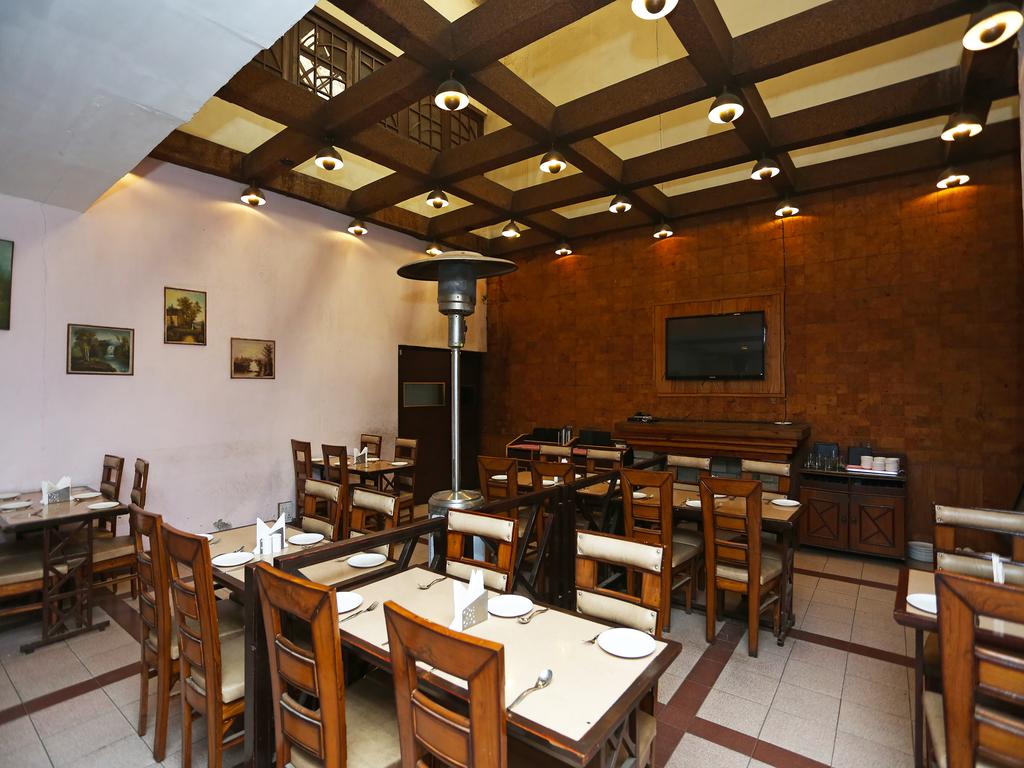 Apple Valley Resort,Mohal,4 star