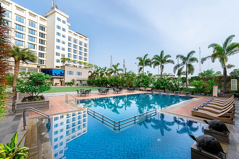 Express Inn The Business Luxury Hotel,Pathardi Phata,5 star