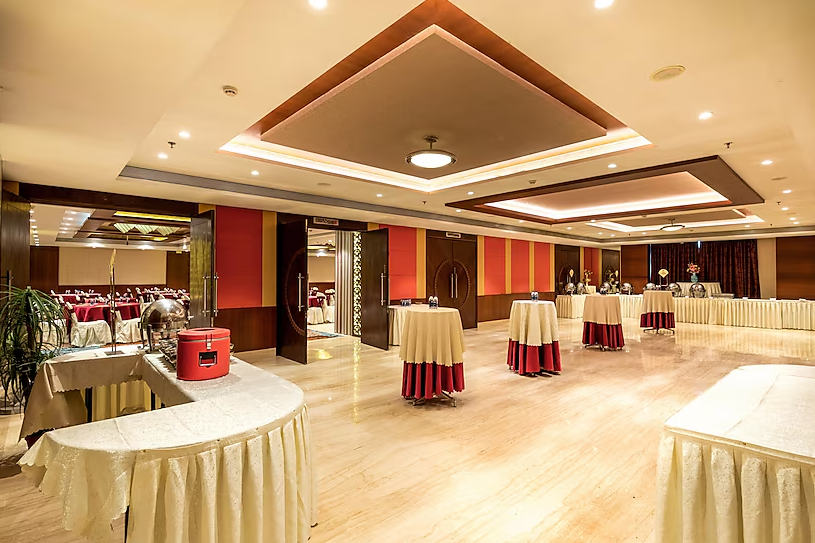 Express Inn The Business Luxury Hotel,Pathardi Phata,5 star