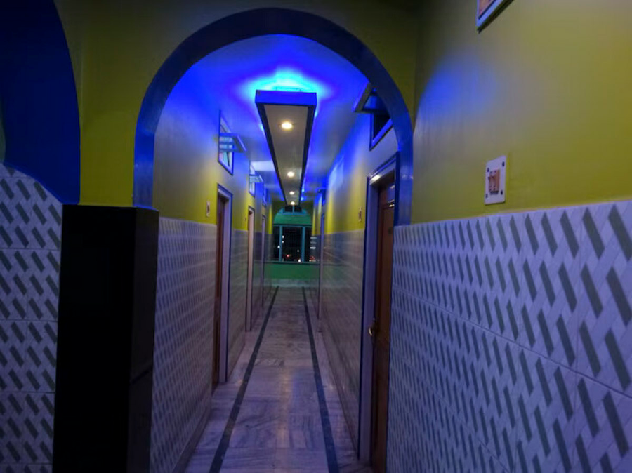Hotel DL,India>>Tezpur,2 star