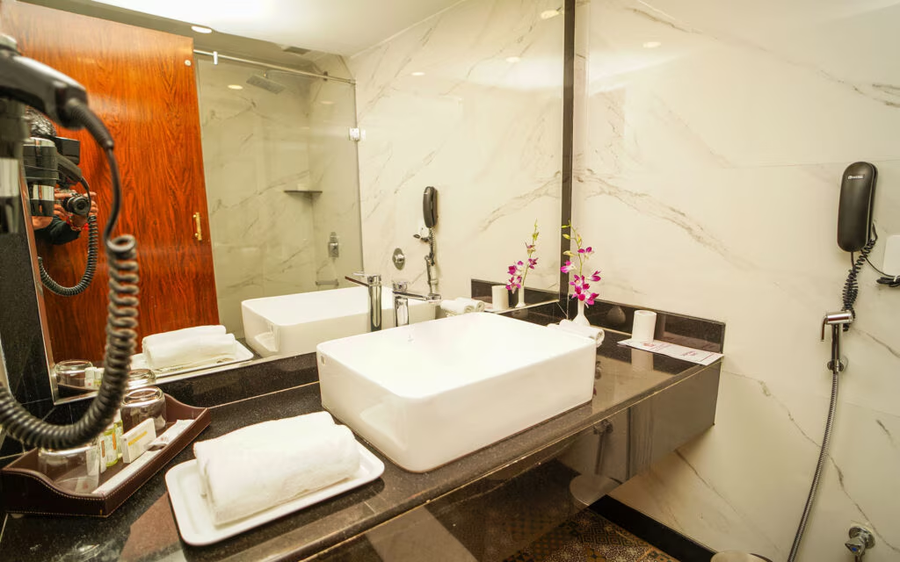 ambassador ajanta hotel