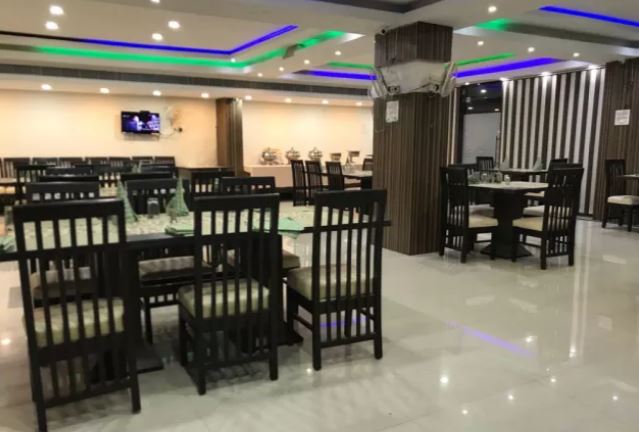 Hotel Sarweshwary,Nagwa Lanka,3 star
