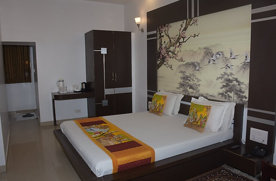 the leef inn