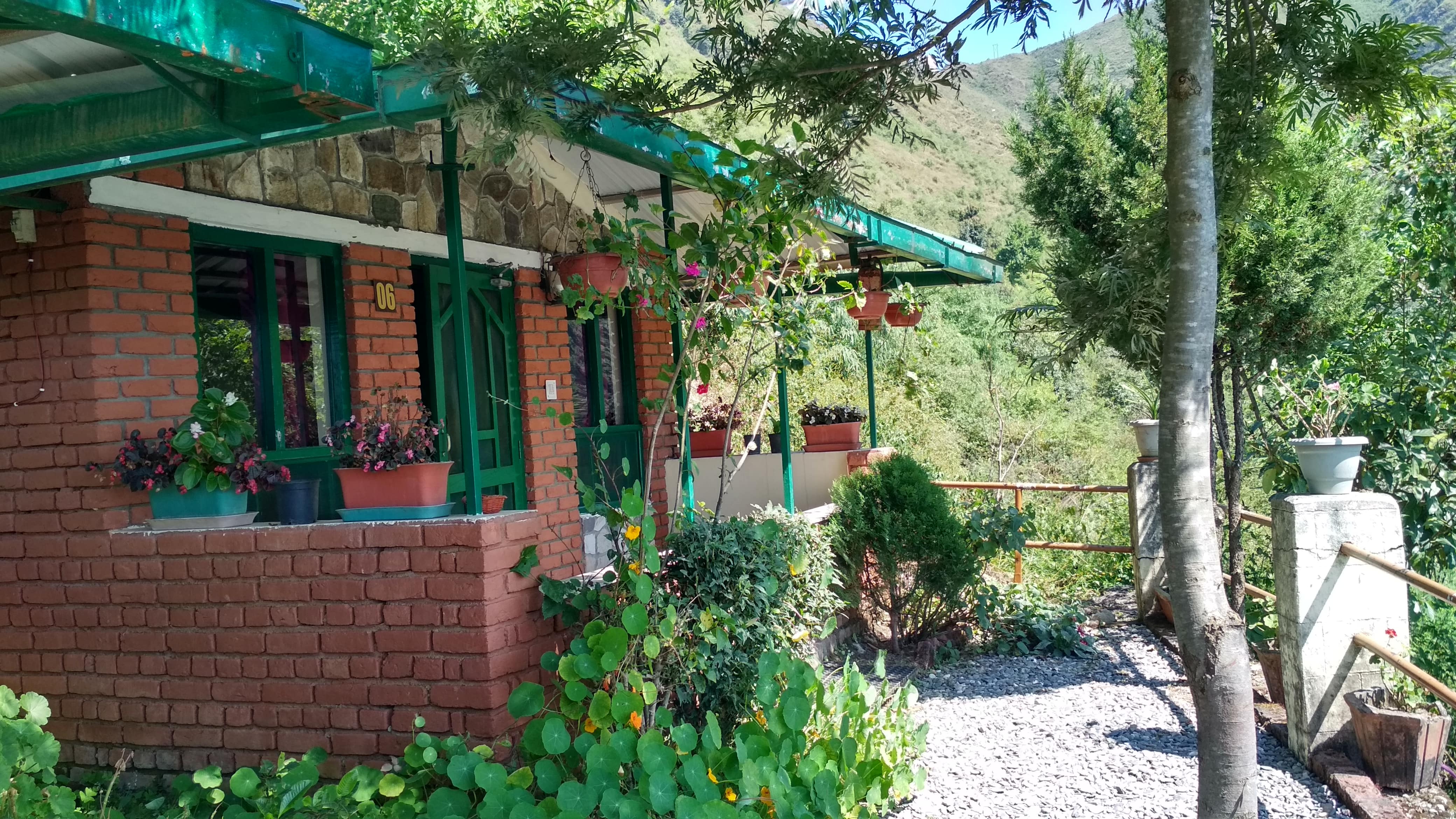Room On The Roof By Himalayan Eco Lodges,Yamunotri Road, Village Viraatkhai, Chakrata, Uttarakhand,3 star