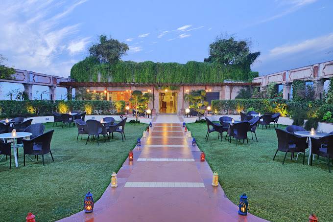 The Bristol Hotel,Golf Course Road,5 star