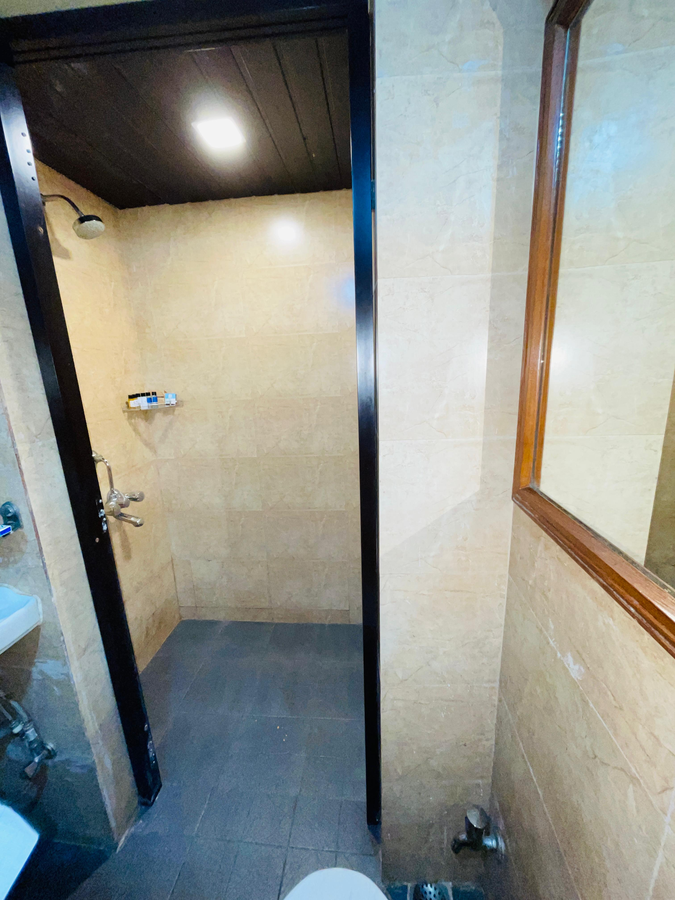 sea hawk luxury hill resort 4 mins from bhimtal lake