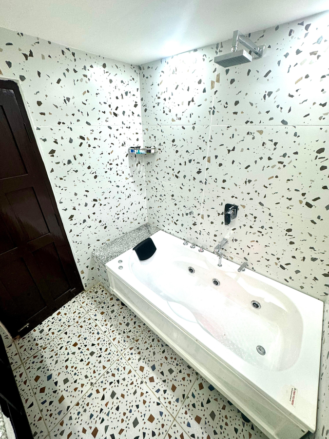 sea hawk luxury hill resort 4 mins from bhimtal lake