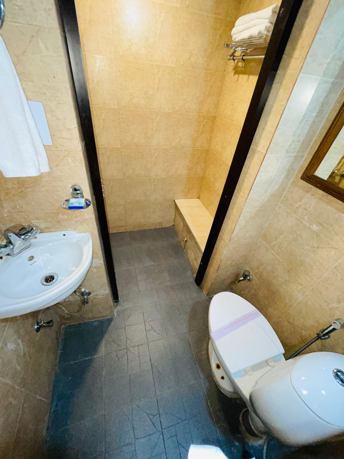 sea hawk luxury hill resort 4 mins from bhimtal lake