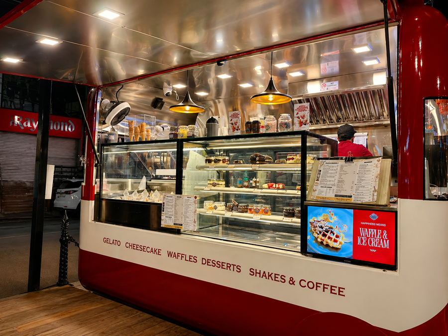 Hotel Willow Banks, Mall Road Shimla,The Mall Road,4 star