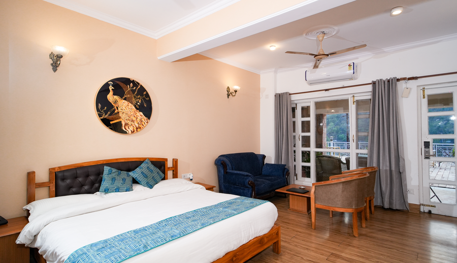 hotel neelesh inn a luxury lake view hotel 20 kms from nainital