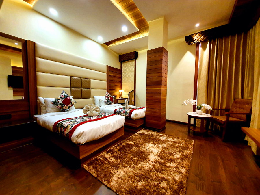 hotel makhan residency