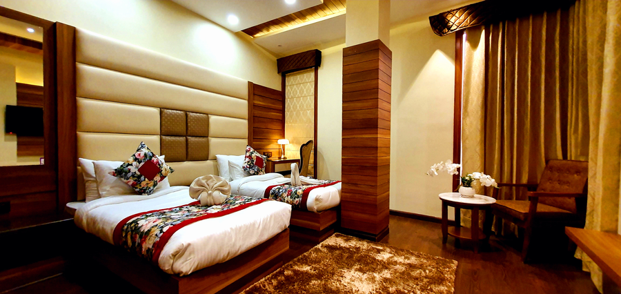hotel makhan residency
