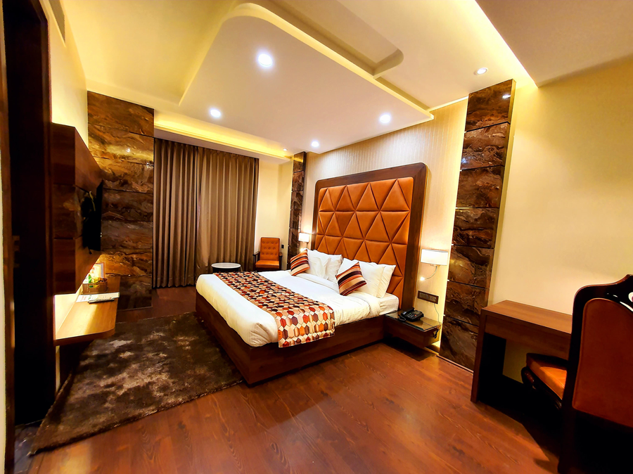 hotel makhan residency