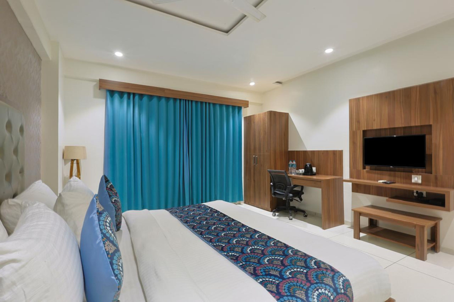 the castle crown hotel royal square ahmedabad