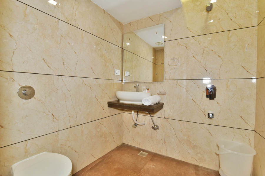 Hotel Sallow International,Baba Bakala>>Amritsar,3 star