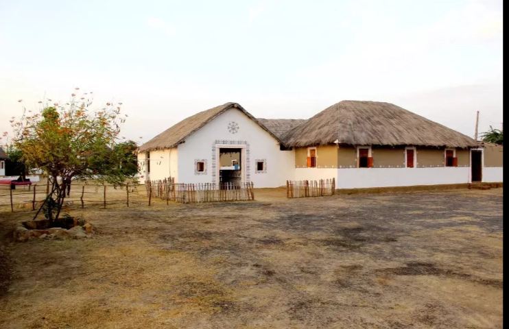 Rann Visamo Village Resort,Hodka>>Bhuj,2 star
