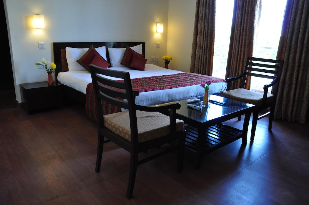 Golden Palm Suites | Rooms & Wi-Fi,Dwarka,3 star