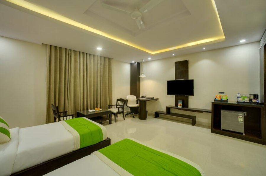 hotel di arch lucknow