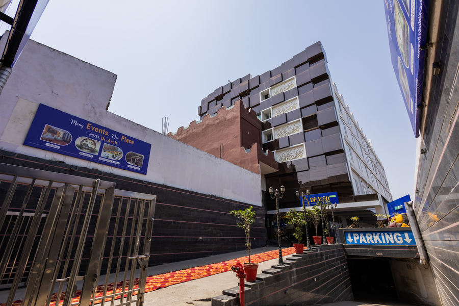 Hotel Di Arch Lucknow,Gopal Nagar Colony,4 star