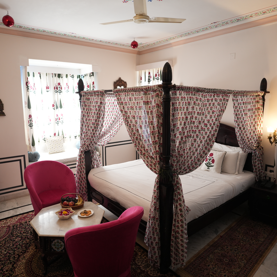 Kaner Bagh A Heritage Boutique Hotel,Sukhadia Circle,4 star