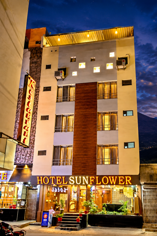 hotel sunflower
