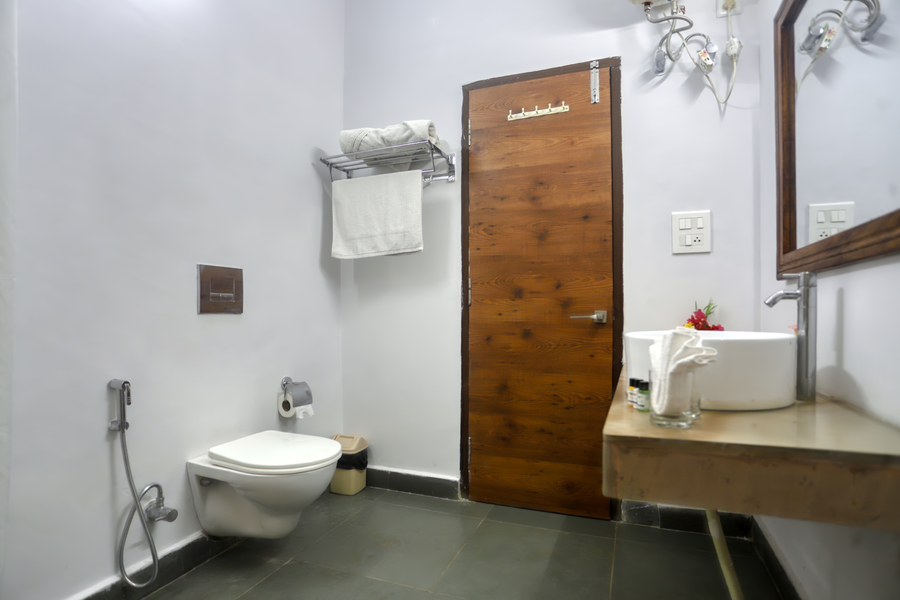 machli a wilderness home