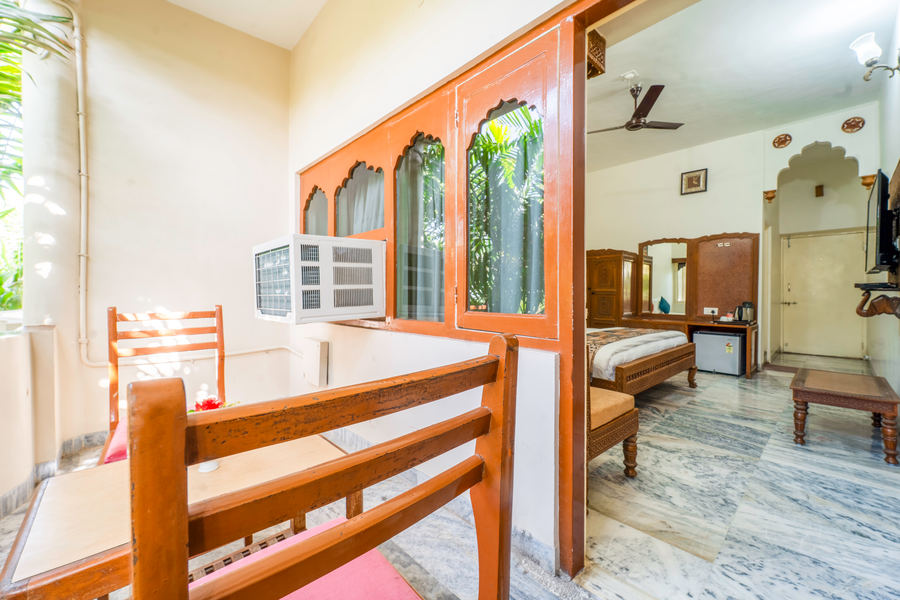 hotel chandrawati palace