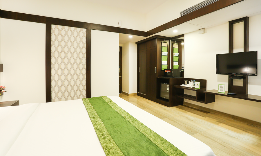 treebo premium akshaya mahal inn