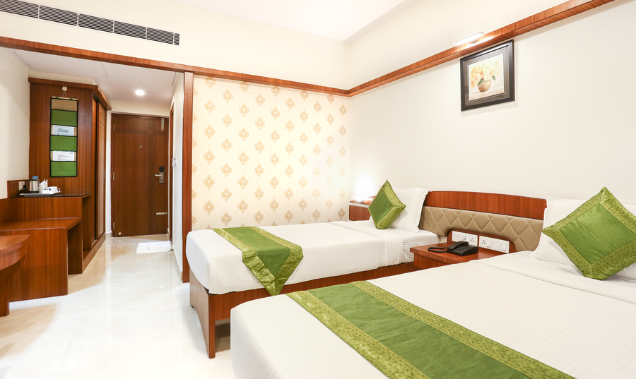 treebo premium akshaya mahal inn
