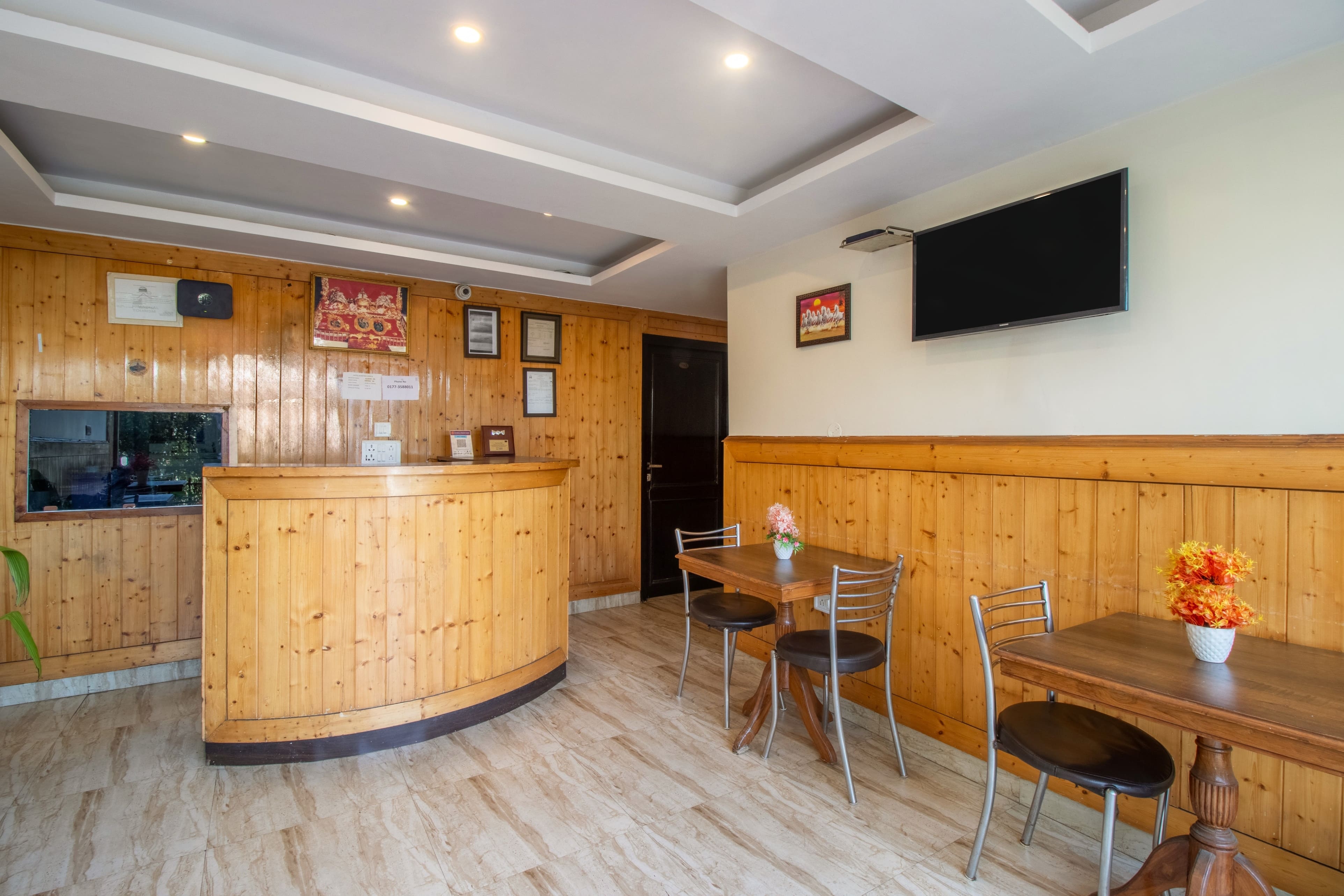 Itsy Hotels Avantika With Forest View,Chotta Shimla,3 star