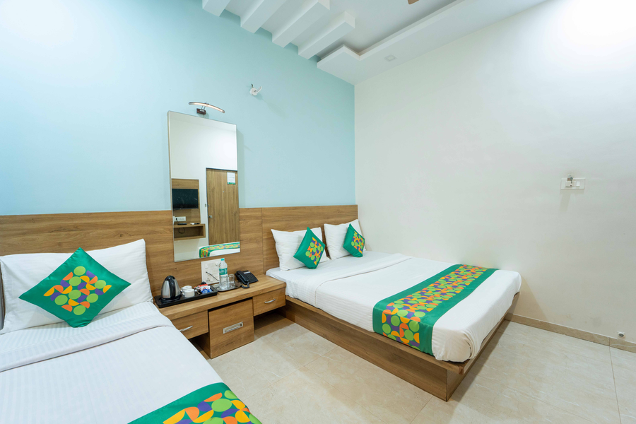 treebo winter town venna lake