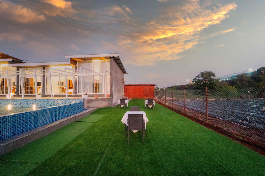 treebo winter town venna lake