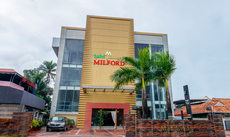 treebo premium palmyra milford 2 km from alleppey beach