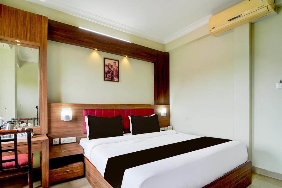 super townhouse mg road trivandrum formerly nandanam park