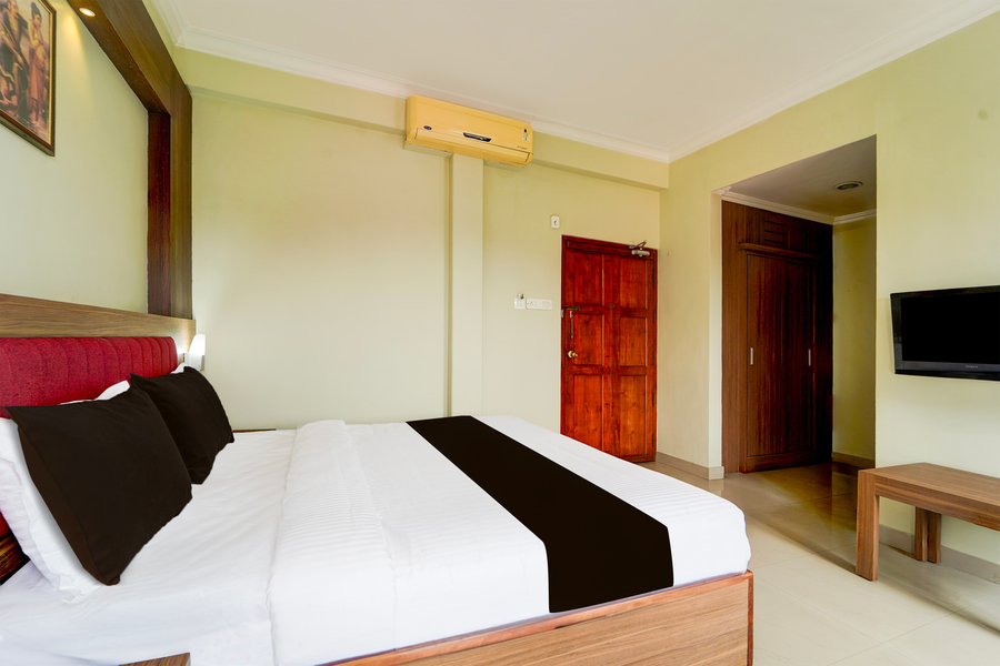 super townhouse mg road trivandrum formerly nandanam park