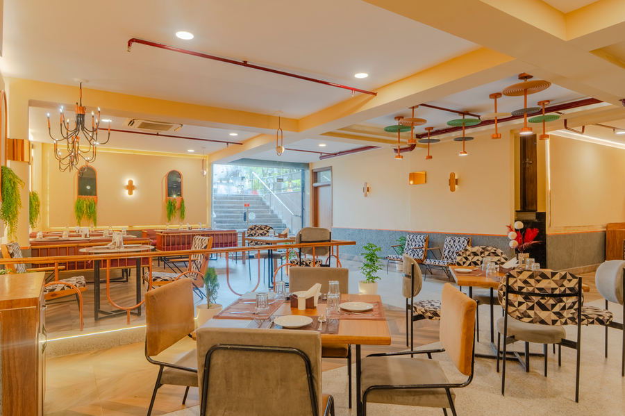 treebo shivam inn near singapore mall