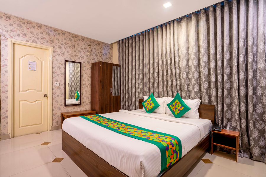treebo srico banjara hills