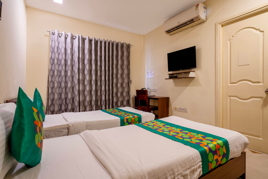 treebo srico banjara hills